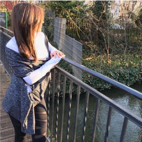 Lululemon Vinyasa Workout Yoga Wrap Scarf In SJRL/BLK Abstract Black NWT - Picture 4 of 10